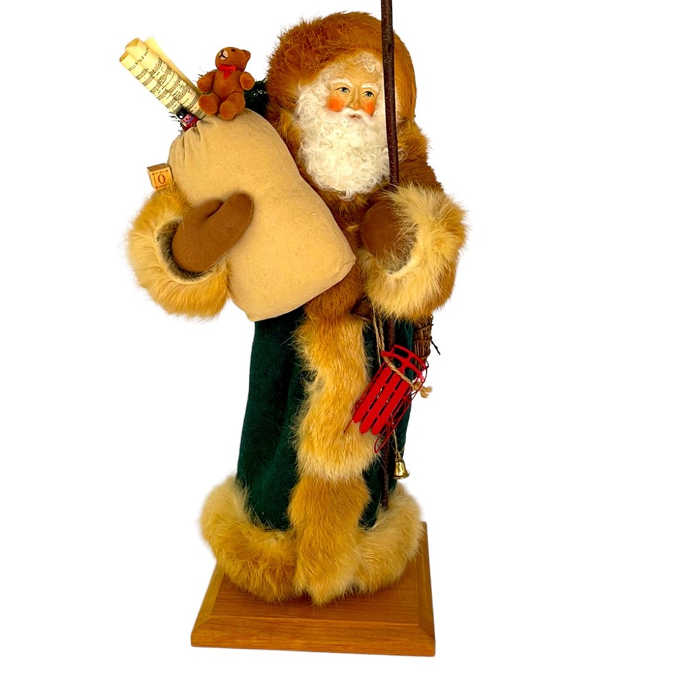 LYNN HANEY vintage 1989 rare Christmas “Woodland Santa”, EUC